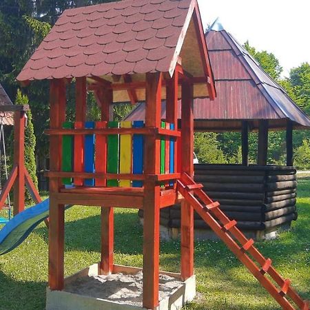 Vikendica Na Sokolini Villa Gornja Koprivna Bagian luar foto