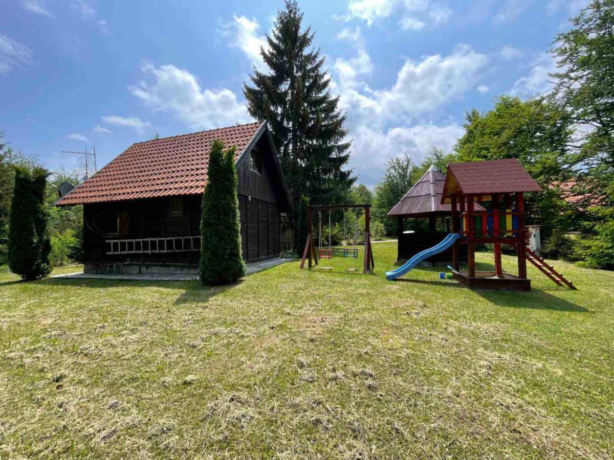 Vikendica Na Sokolini Villa Gornja Koprivna Bagian luar foto